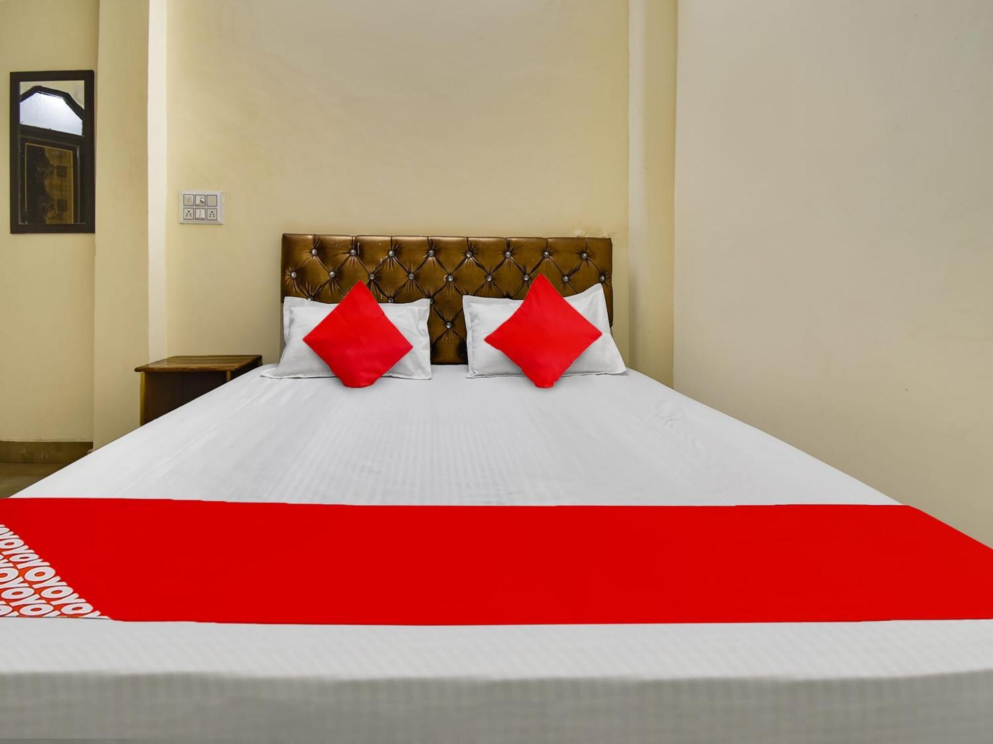 O Royal Hotel 3*