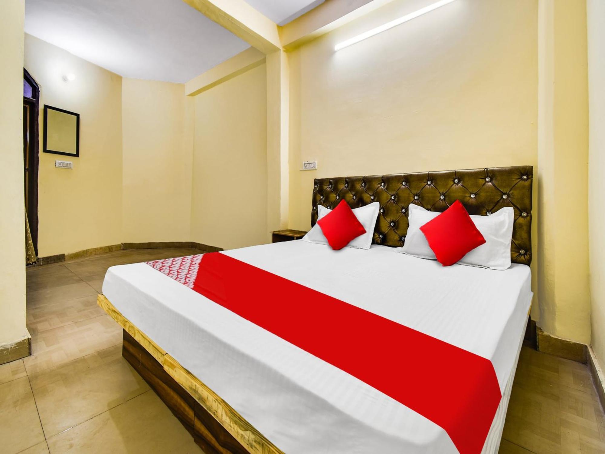 Hotel O Royal 3*