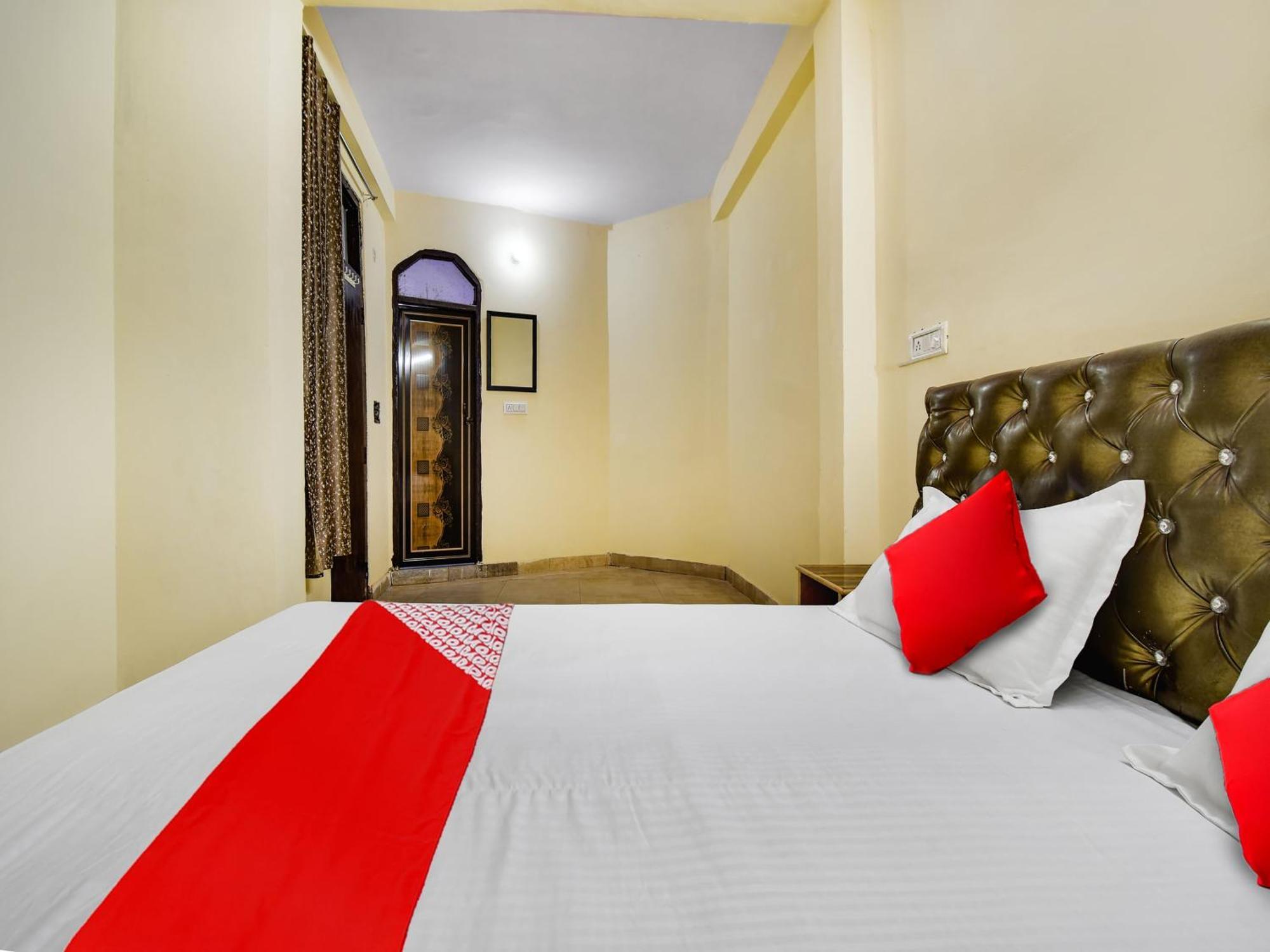 O Royal Hotel 3*