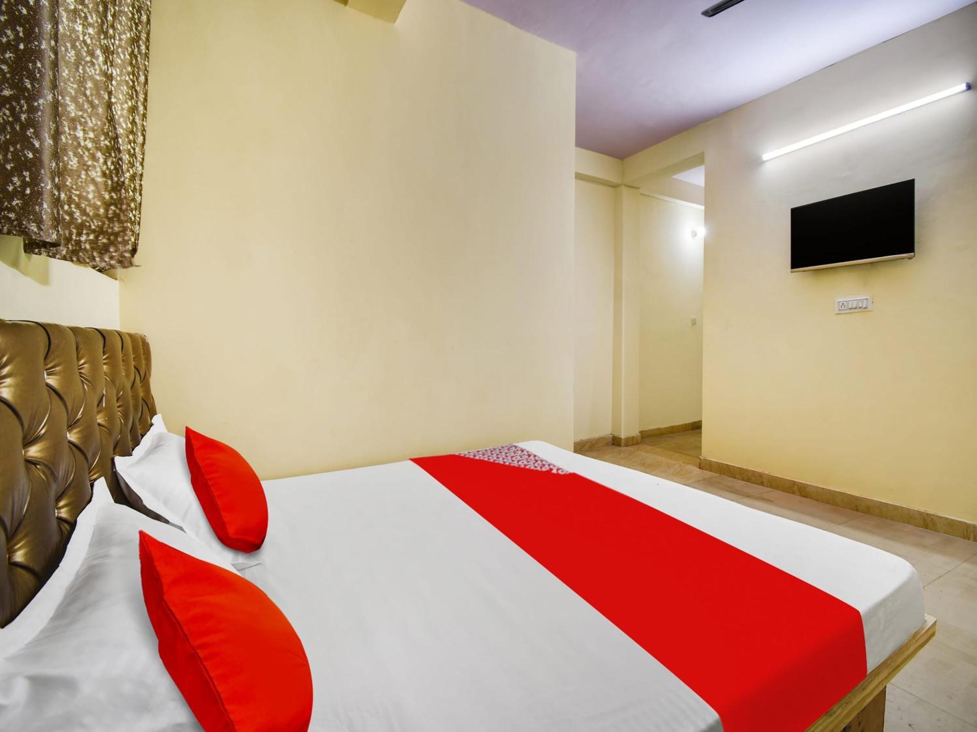 Hotel O Royal New Delhi